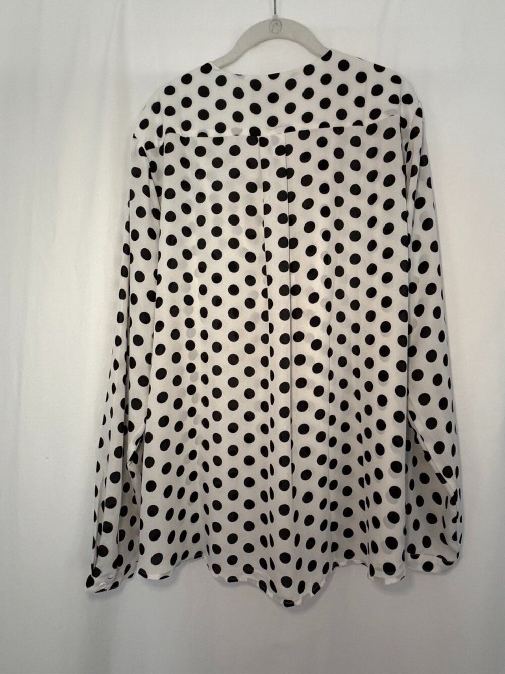 Black and White Polka Dot Blouse- Size 16 - Picture 3 of 5